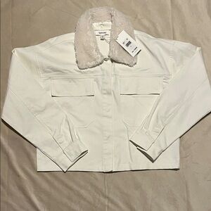 Splendid White  Jacket with fur collar